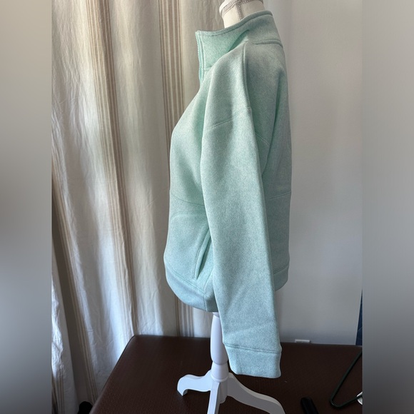 Vineyard vine retro half zip, color crystal blue size M - Picture 6 of 6